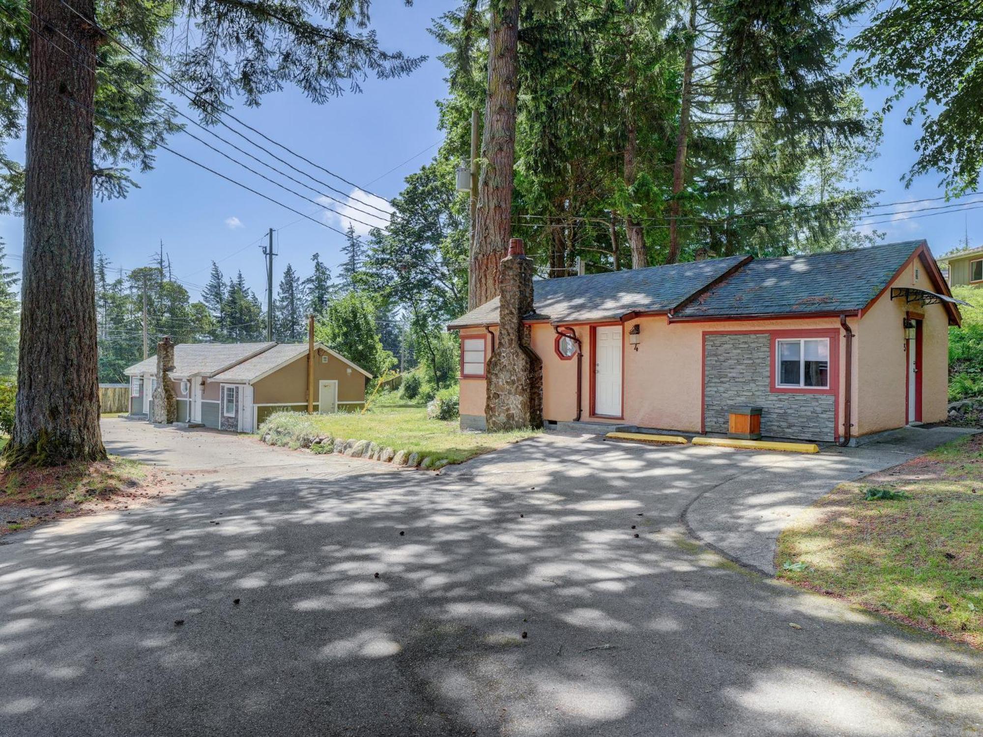 Malahat Bungalows Motel Zewnętrze zdjęcie